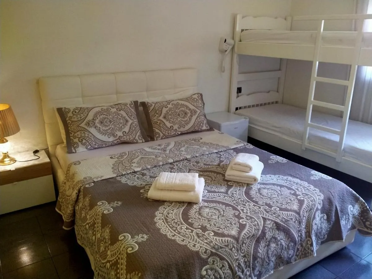 Orange Villa Hotel Tirana Albania