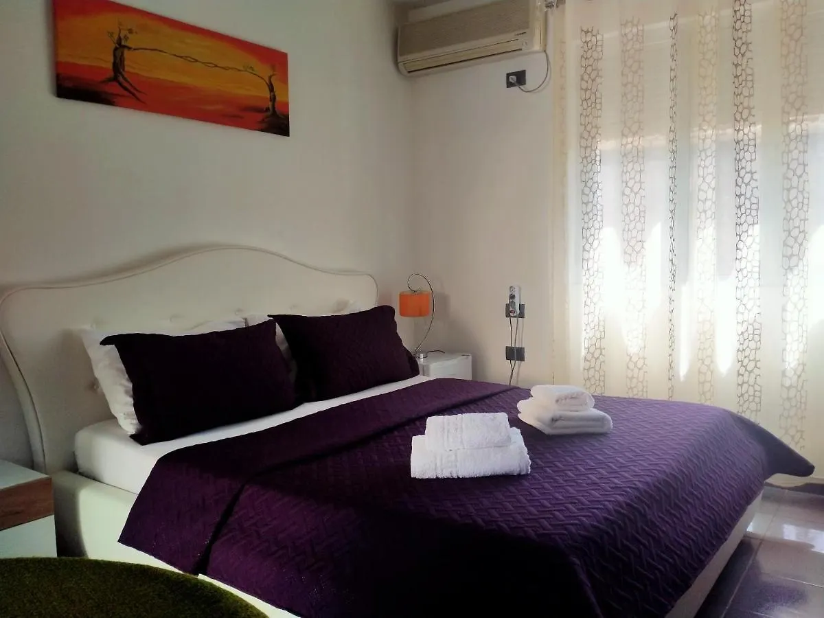 Orange Villa Hotel Tirana