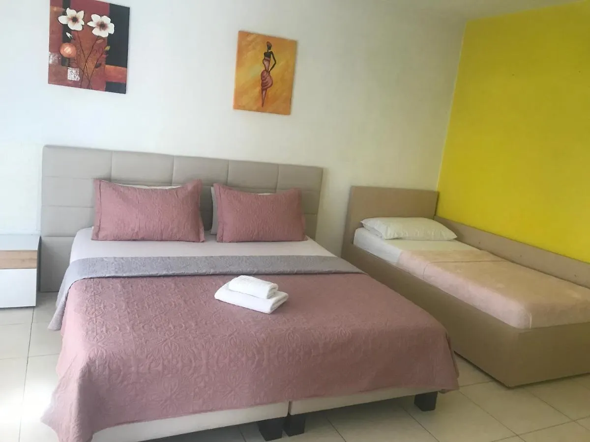 Orange Villa Hotel Tirana