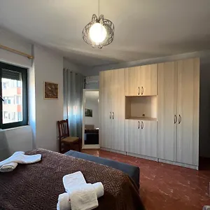 Отель Bujtina Shqiptare, Тирана